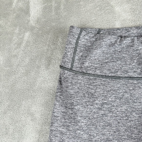 Patagonia Capri Legging Womens 28x19 Gray Heathered Cropped Activewear Gym - Picture 7 of 14